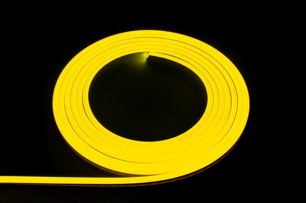 neon flex hr eco 12vdc 12w 110lm 100x283smd 590nm orange bergmen en 15