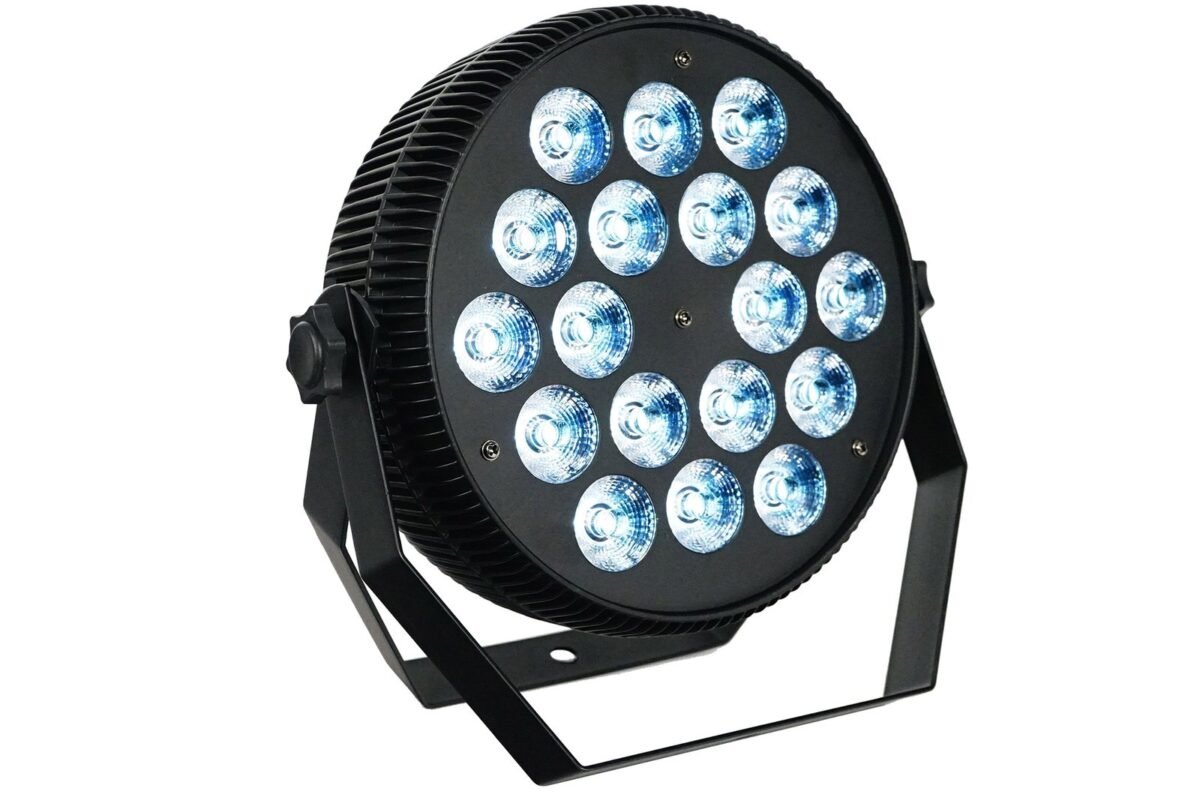 943
