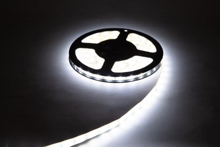 led strip arla 60 wp 60x2835smd 12vdc 3w 318lm 8500k cold white ip65 bergmen