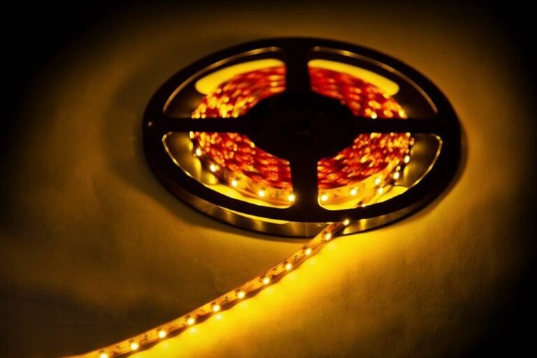 led strip eleva 60 ip44 yellow white bergmen